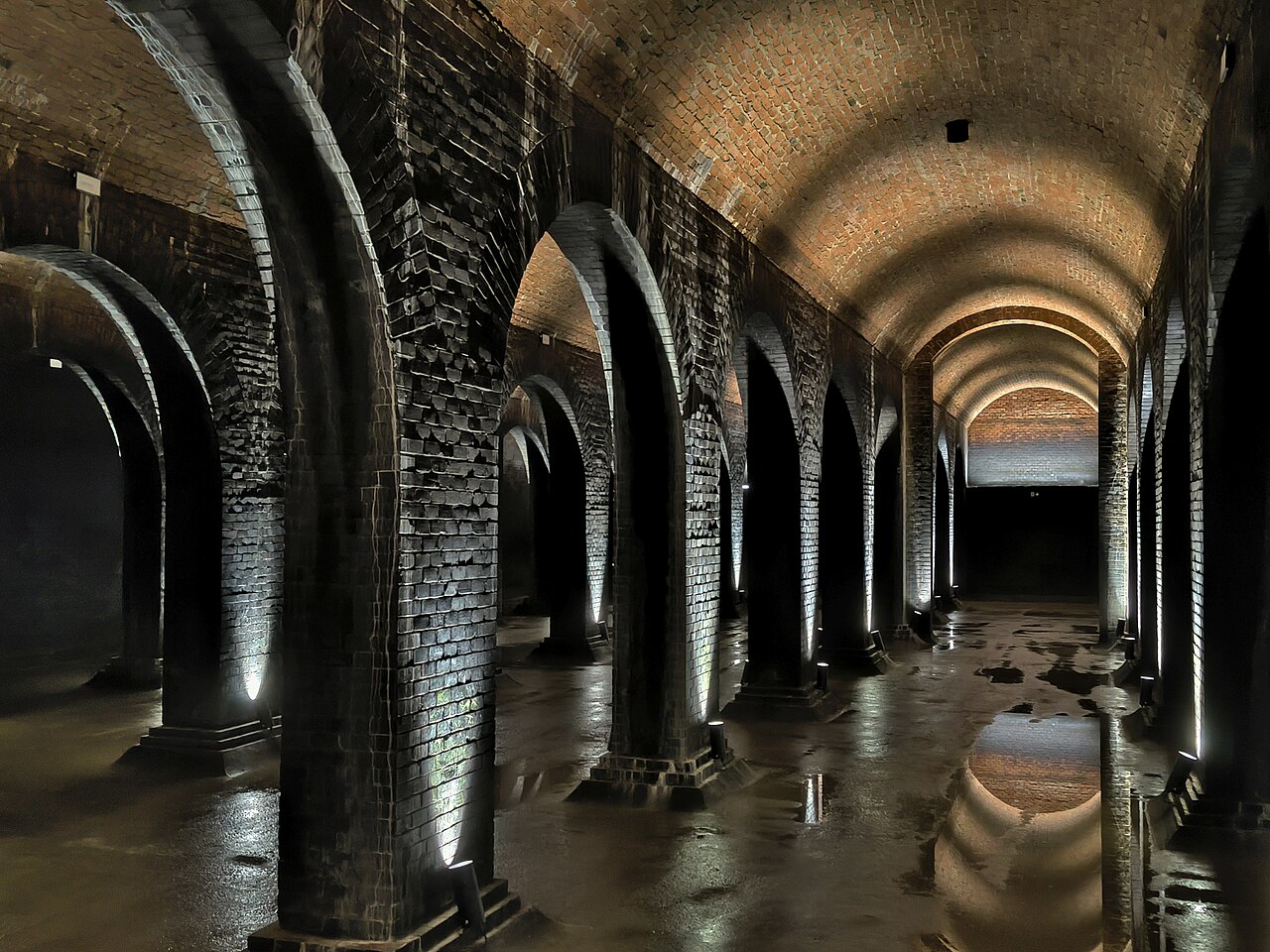 Water Tanks under Žlutý Kopec, Brno