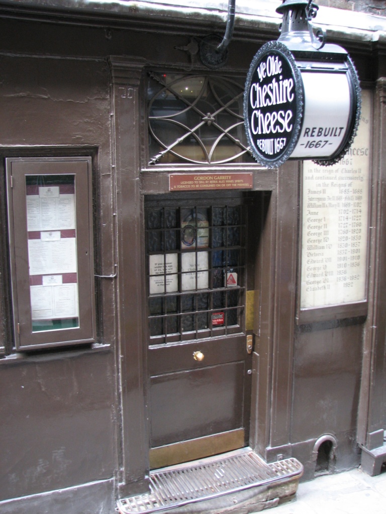 Ye Olde Cheshire Cheese, London