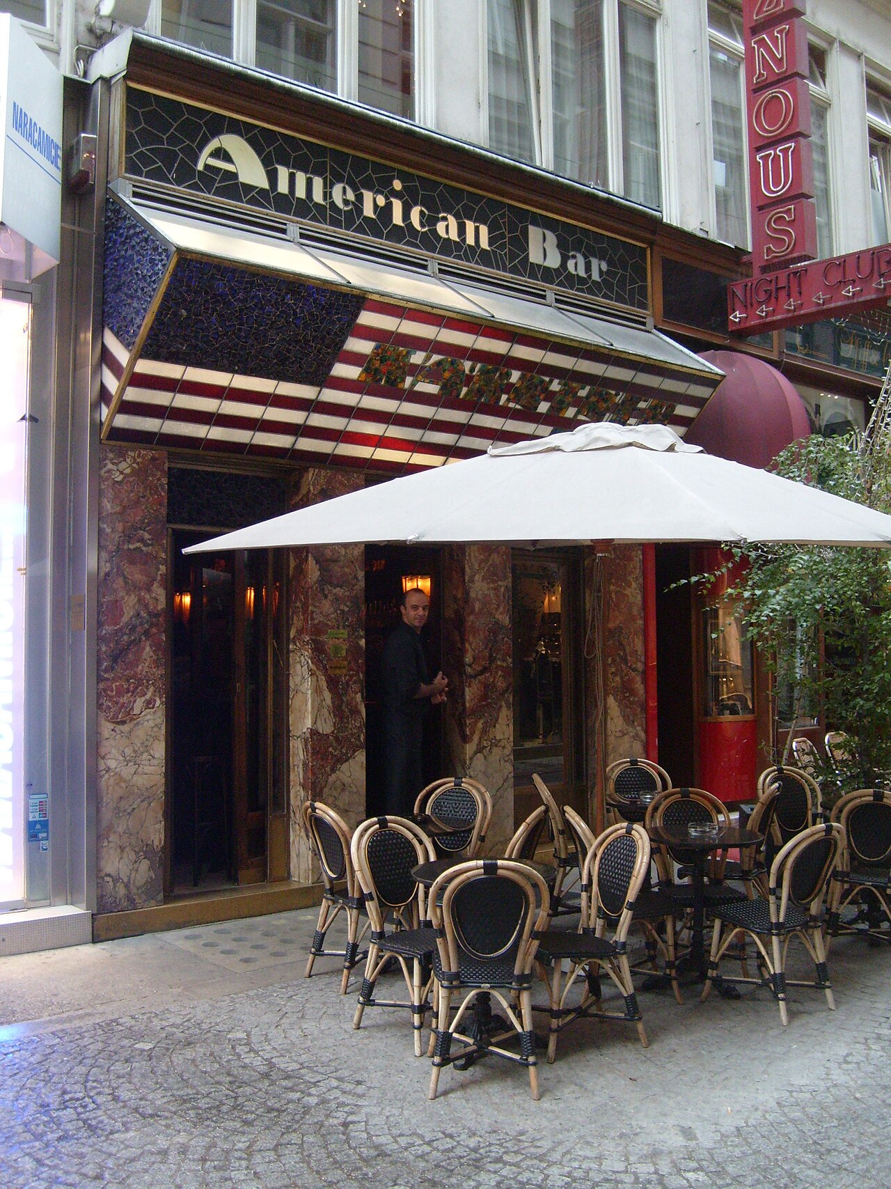 Loos American Bar, Vienna